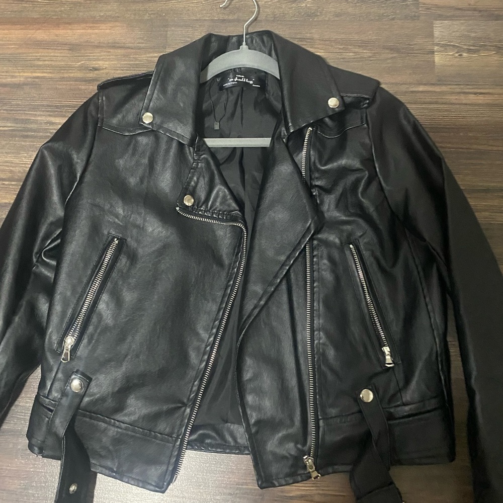 Leather jacket - Picture 3 of 5